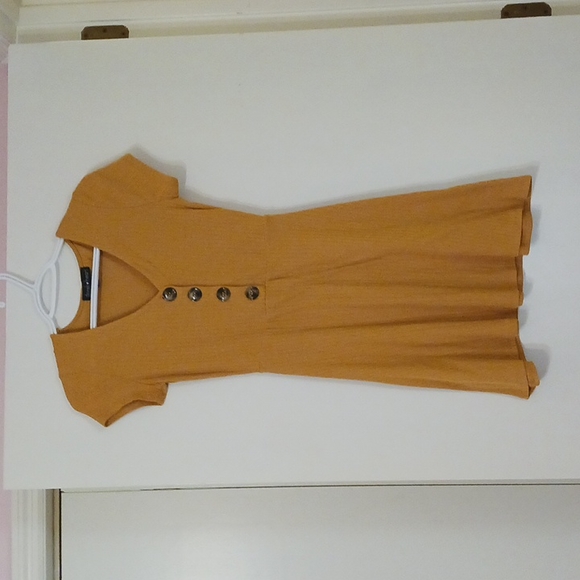 Derek Heart Dresses & Skirts - Derek Heart Mustard yellow dress size small